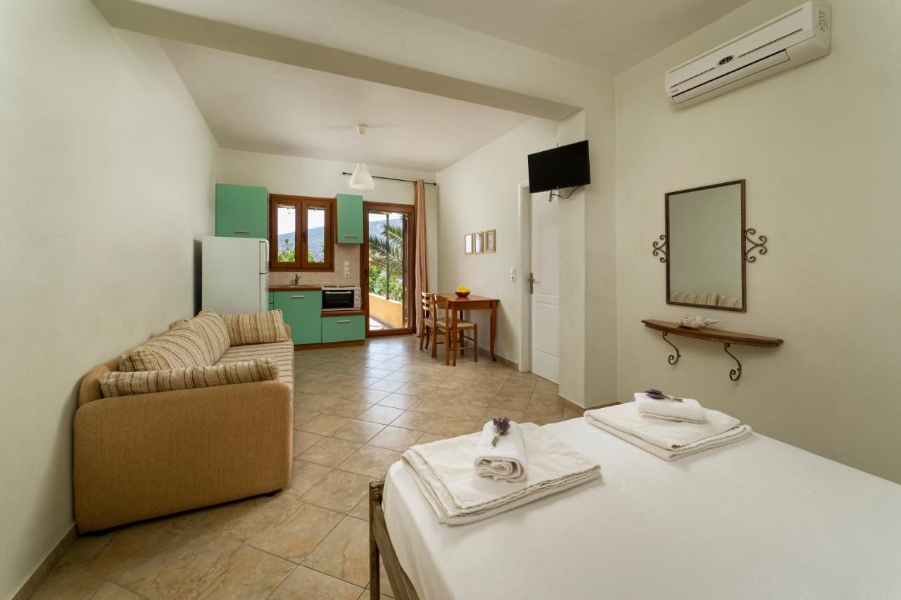 Spertos Apartments Ormos  Dış mekan fotoğraf
